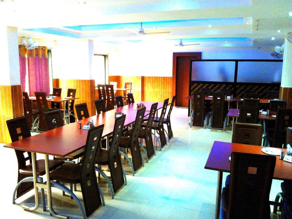 Hotel Sagar Castle Ratlām Esterno foto