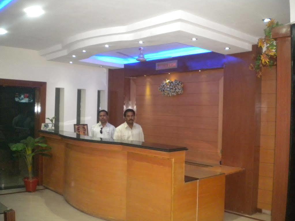 Hotel Sagar Castle Ratlām Esterno foto